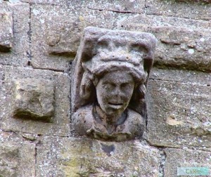 Statua rocca di Lagopesole