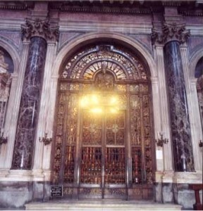 cappella del tesoro di San Gennaro ingresso