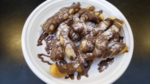 Straccetti di pizza fritta de "La Masardona" con cioccolato artigianale