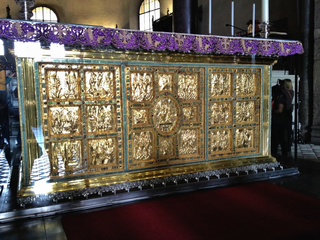 altare di sant'ambrogio a Milano: la preziosità del Medioevo