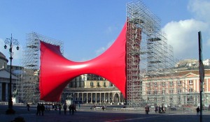 Anish Kapoor a Napoli: la coesistenza degli opposti