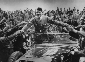 Hitler propaganda totalitaria