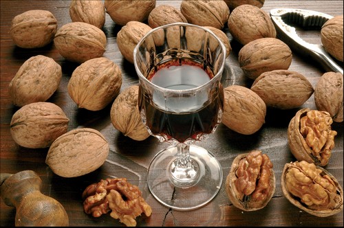 Nocillo: il “mistico” liquore delle serate d’autunno