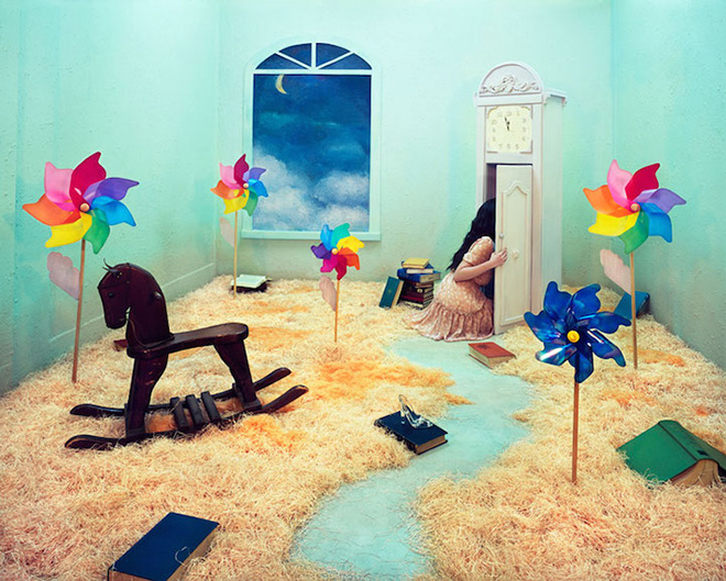 Jee Young Lee