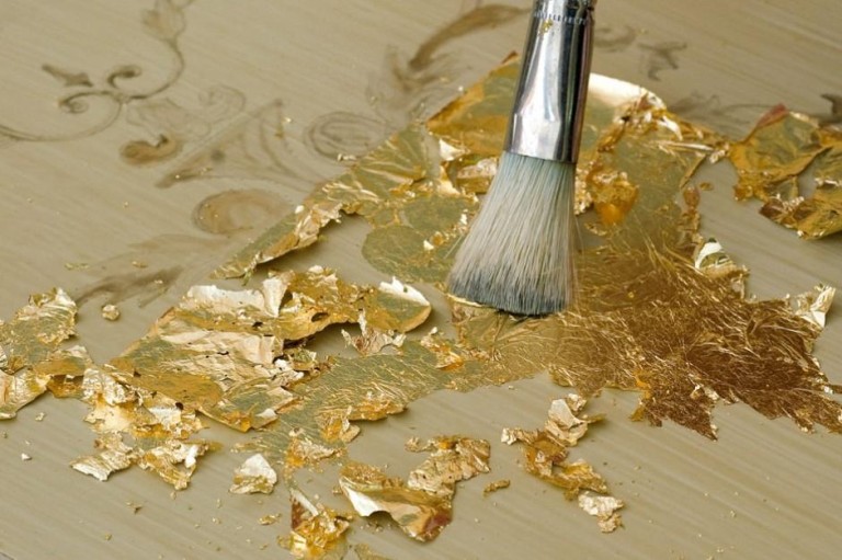 La foglia d’oro: la pittura si fa preziosa