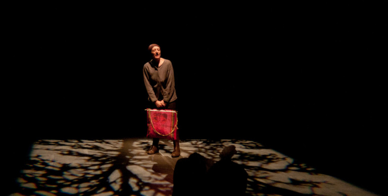 Piccola Antigone e Cara Medea