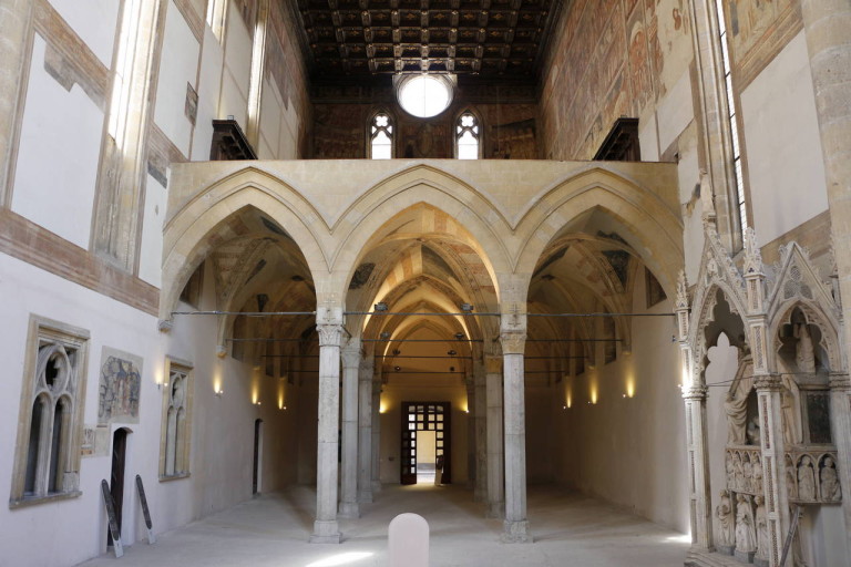 Gli affreschi di Pietro Cavallini in Donnaregina Vecchia