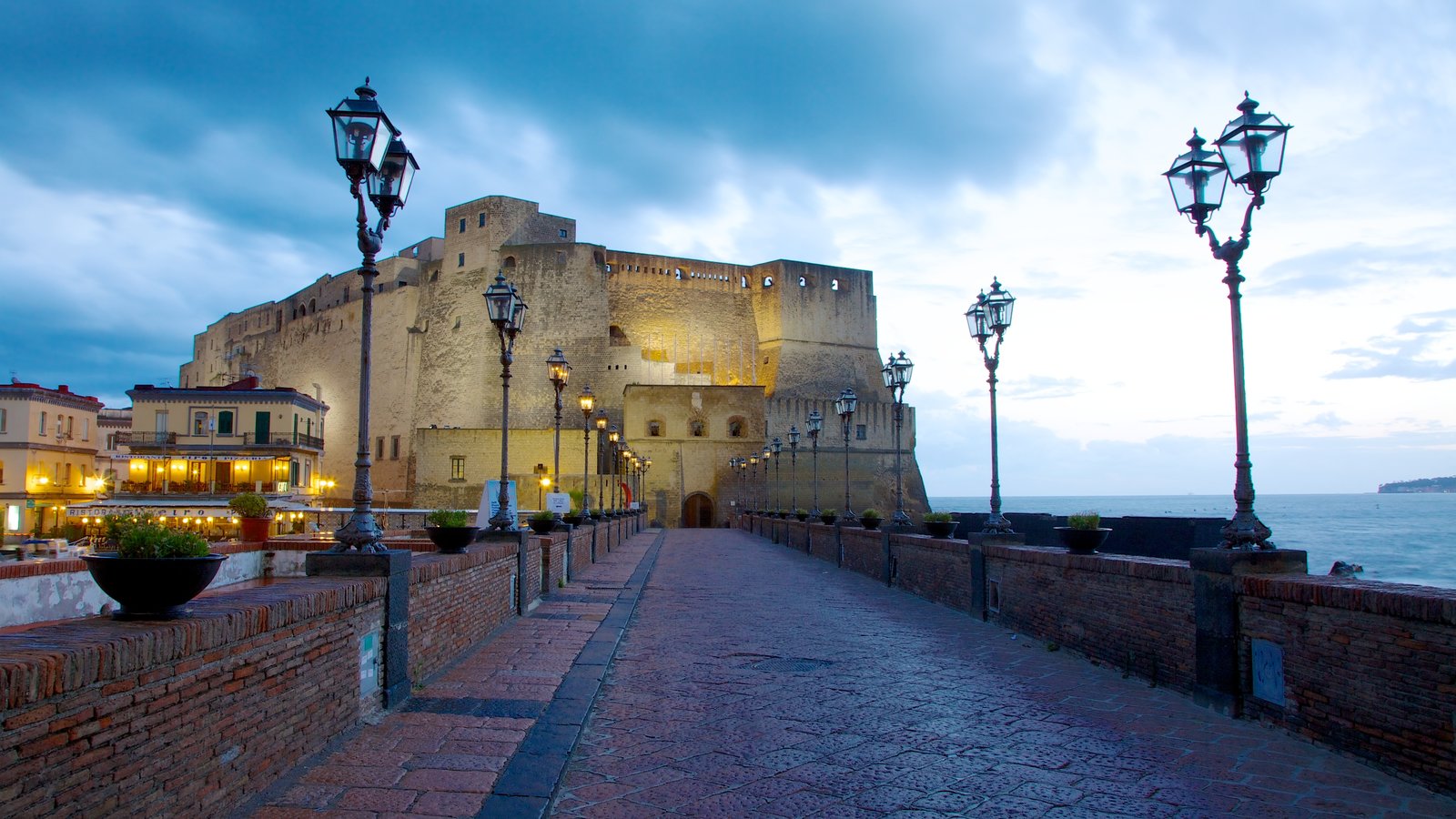 Castel dell'ovo