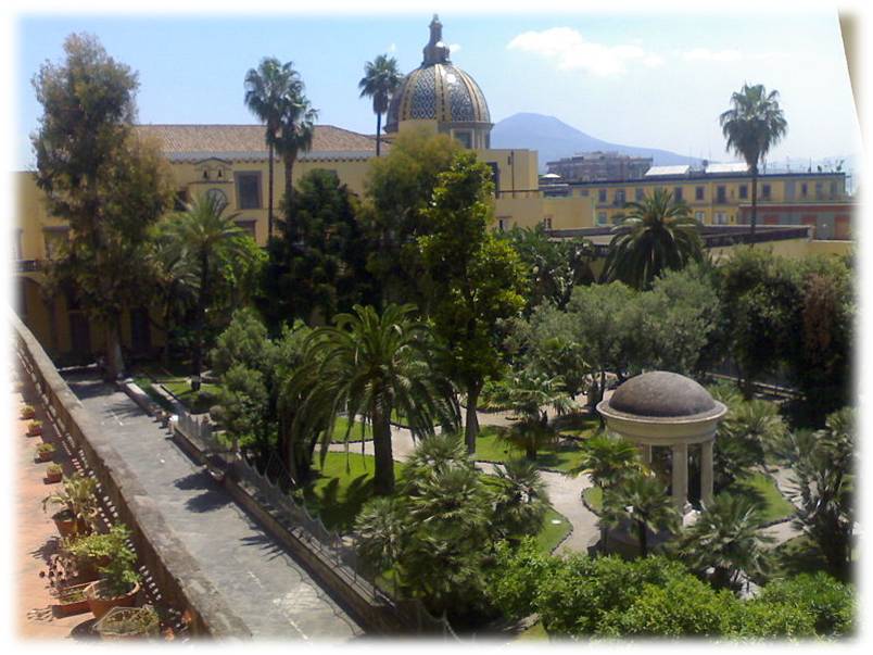 veduta sul chiostro e sul tempietto Chiostro di San Marcellino