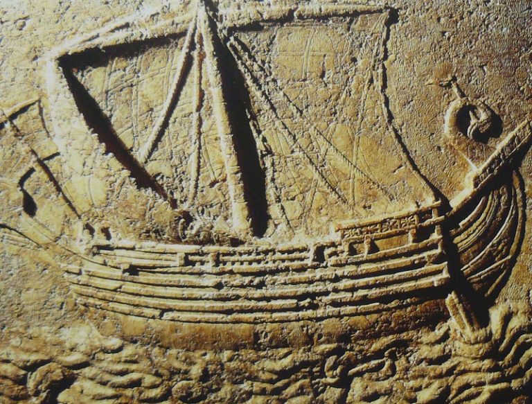 Nave o cavallo di Troia? Un approccio filologico
