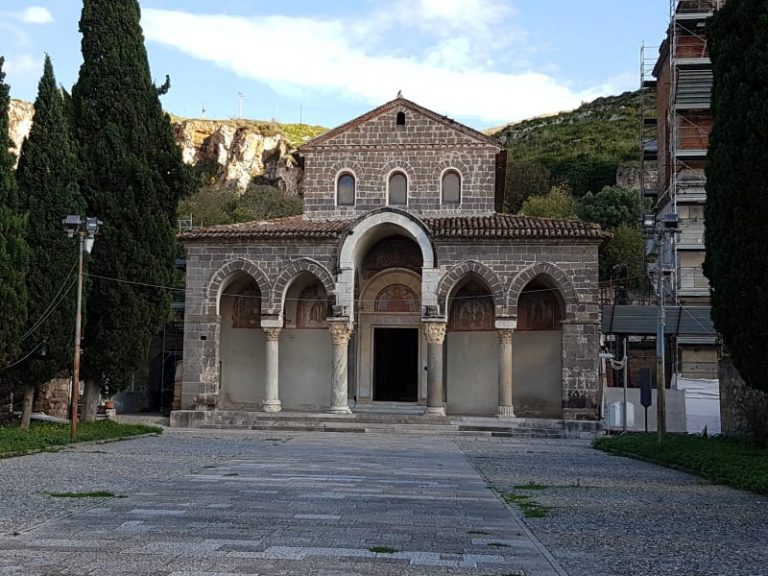 Sant'Angelo in Formis facciata