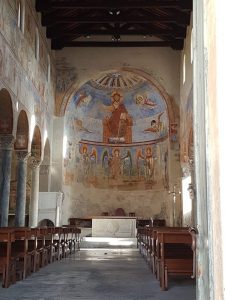 Sant'Angelo in Formis interno basilica