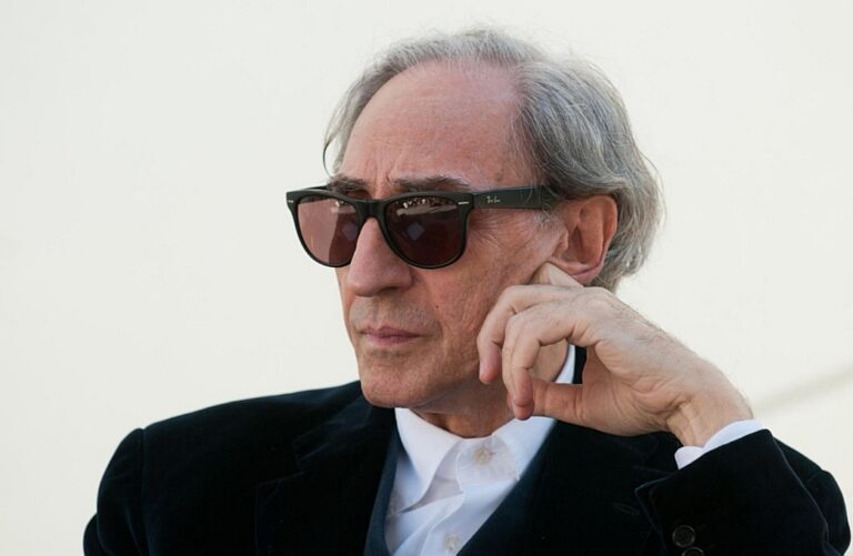 Franco Battiato: la biografia e la produzione musicale